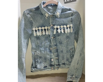 VTG Y2K H&M Denim Jacket Womens Size 4 Embellished Lace A10- 368