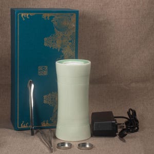 Blue-and-white Borcelain, Portable Battery Ceramic Electric Incense Burner Oud/Wax Melt Warmer, Mini Aromatherapy Diffuser for Meditation