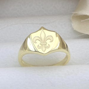 Chevalière bouclier fleur de lys, argent sterling ou laiton personnalisé