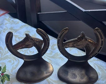 Sujetalibros con cabeza de caballo de bronce