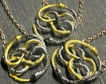 Atreyu‘s Auryn pendant with chain