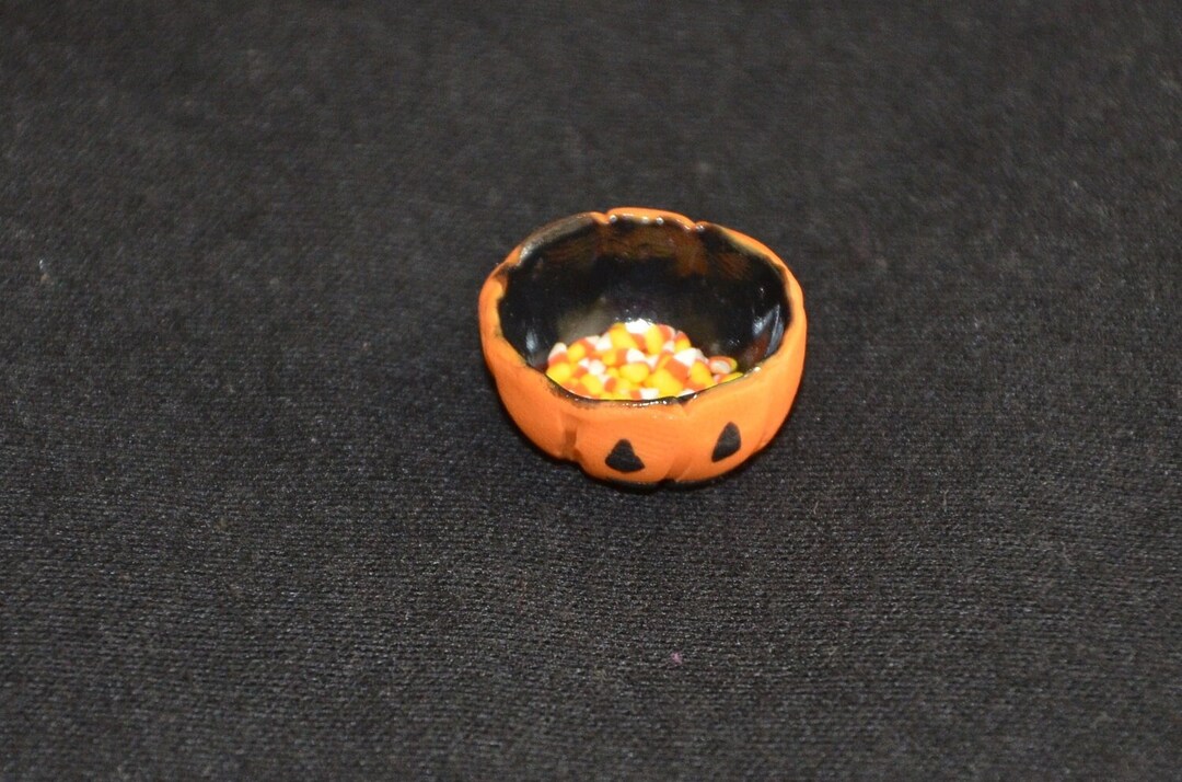 Dollhouse Miniature Halloween Food - One Inch Scale Candy Corn - in ...