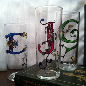 Initial J Handpainted Illumintated Letter Celtic Style 12 oz. Glass image 2