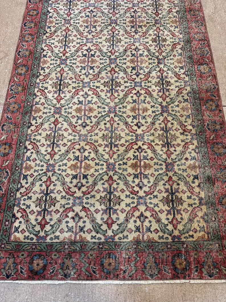 Alfombra Oushak de lana vintage color crema beige de 5x8 pies, alfombra hecha a mano, alfombra turca, alfombra para sala de estar, alfombra bohemia, alfombra para dormitorio. imagen 9