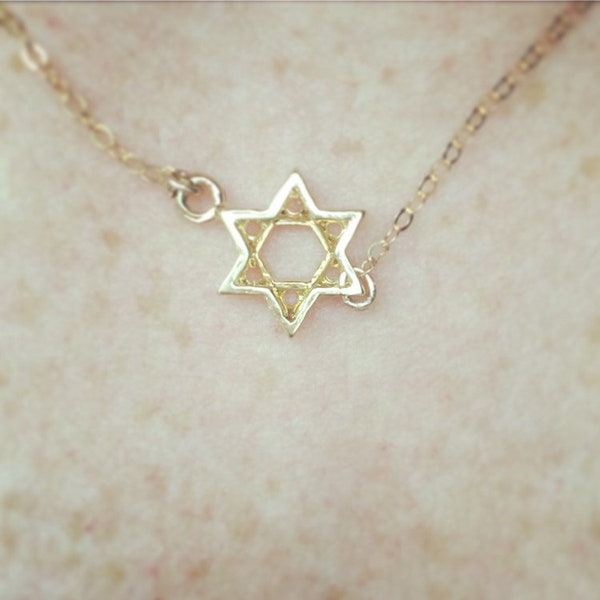 Tiny Gold Star of David Jewish Necklace, Trendy Hollywood Style 14K Gold-filled Chain with vermeil star charm