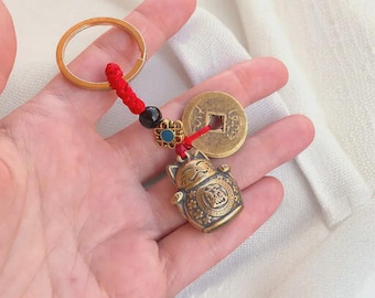 Vintage Maneki Neko Keychain, Golden Lucky Cat Charm, Japanese Metal Good Luck Charm