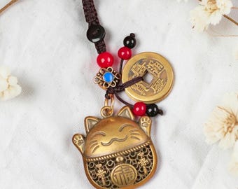 Vintage Maneki Neko Metal Keychain, Japanese Lucky Cat, Kawaii Amulet, Brass Charm