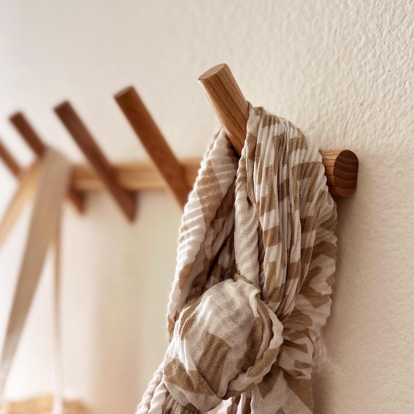 Mid-Century Modern Wall Hook in Solid Ash White Wood - 5-Hook Organizer
