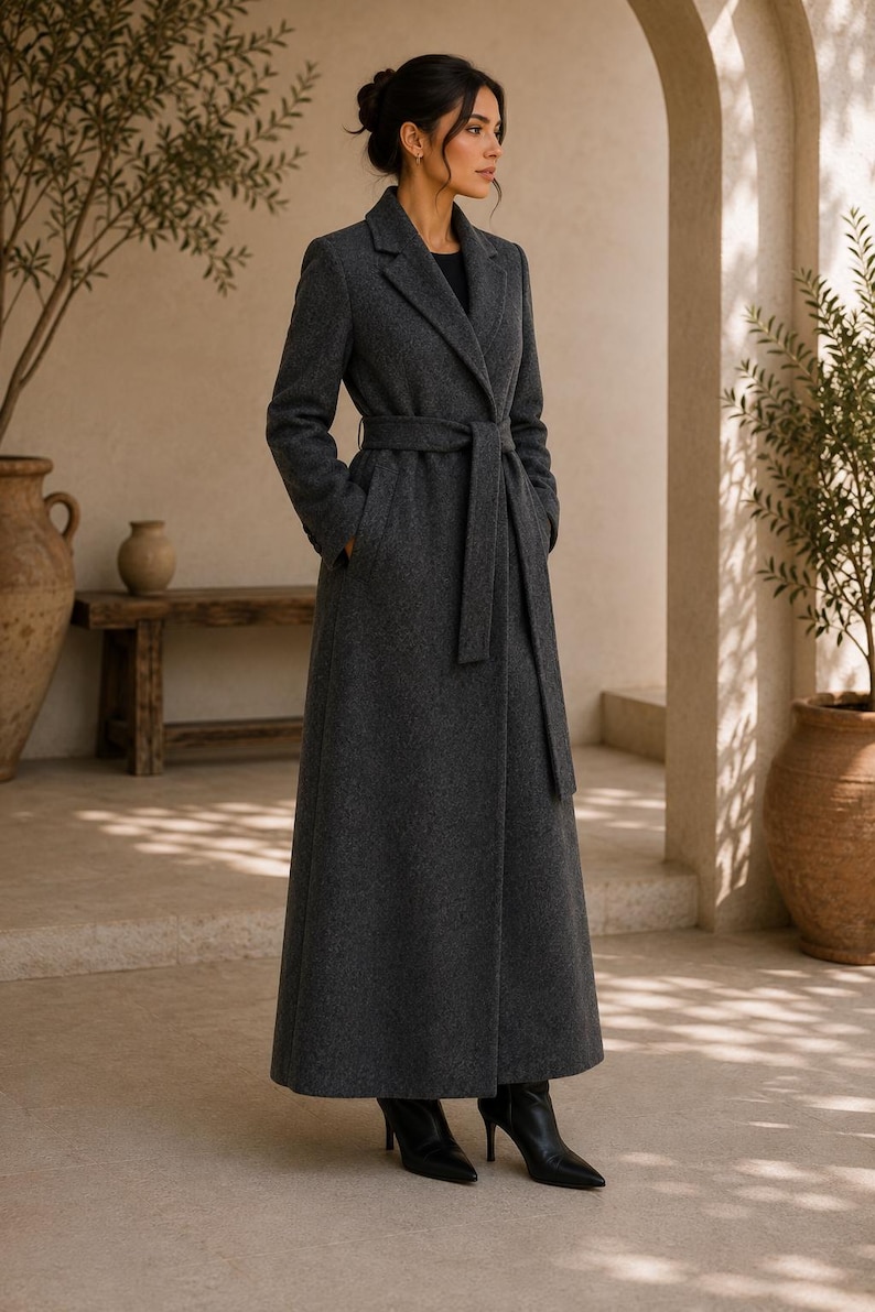 Anthrazit grauer langer Wollmantel für Damen, Wintermantel mit Gürtel, langer Wollmantel, eleganter Maxi-Mantel, warmer formeller Mantel für Frauen Bild 2