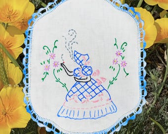 Quadro decorativo "Jardinagem" com bordado em crochê - virado para a esquerda