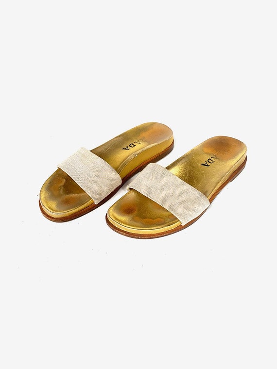 Prada Slides