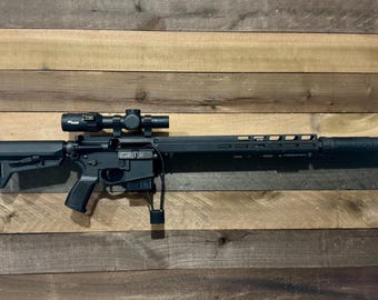 AR-15 Wall Mount – 3D Printed Rifle Holder | Secure Display & Storage Rack