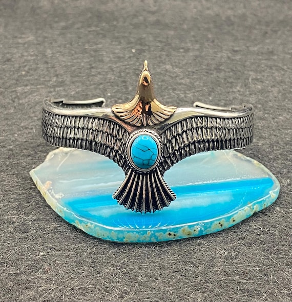 Buy D Oxidized Turquoise Eagle Cuff Bracelet display picture 1