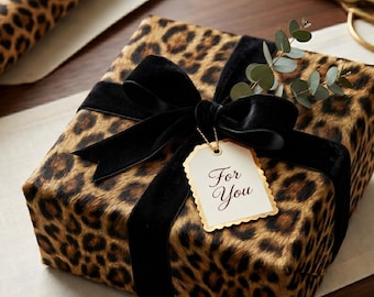 Papier cadeau imprimé guépard, rouleau de papier cadeau d'anniversaire haut de gamme pour des célébrations glamour