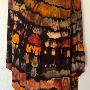 Hand Dyed Women's Lightweight Poncho - Versatile Buttoned Shawl Wraps (reverse dyed)