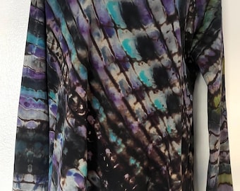 Size L women's - Tie-Dye (one-of-a-kind) Long-Sleeve V-Neck T-shirt - 100% cotton - reverse dyed