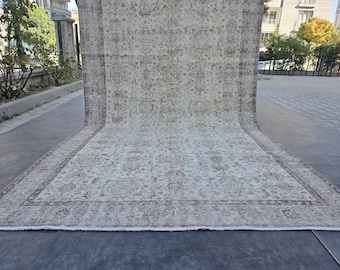 6x10 Neutral Vintage Rug, Beige Cream Distressed Turkish Area Carpet, Faded Oriental Large Soft Living Room Decor Modern Farmhouse Style.
