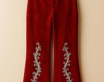 Pantalón rojo de Papá Noel de lujo: pantalón navideño de lana con bordados plateados y dorados.