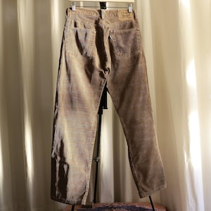 Pantalones Levi's 551 de pana estilo vintage de los años 90 - Marrón claro - Talla 31" 34"