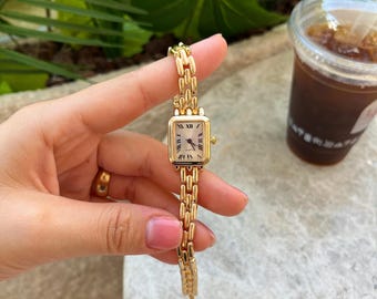 Gold Women’s Bracelet Watch, Square Dial Quartz Watch, Minimalist Style, Gift for Her