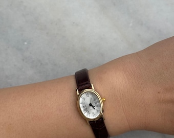 Oval Gold Watch: Minimalist Small Women’s Watch, Elegant Classic Wristwatch,Mother's Day Gift