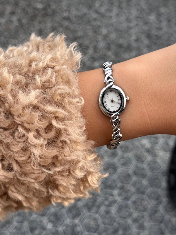 Silver Oval Watch: Minimalist Small Dial Quartz Bracelet, Elegant Jewelry,Mother's Day Gift