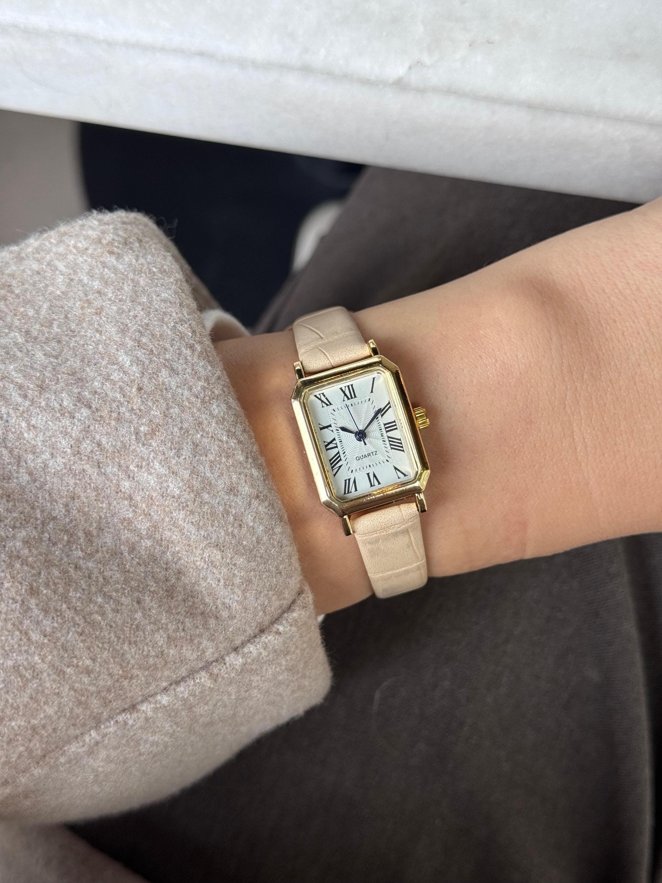 Dainty Vintage Square Leather Strap Watch for Women - Elegant Quartz Gift Idea Gold Square Women main image 2