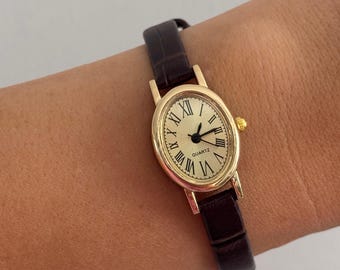 Orologio ovale minimalista color oro: orologio con cinturino in pelle, elegante orologio da polso da donna, regalo per la festa della mamma.