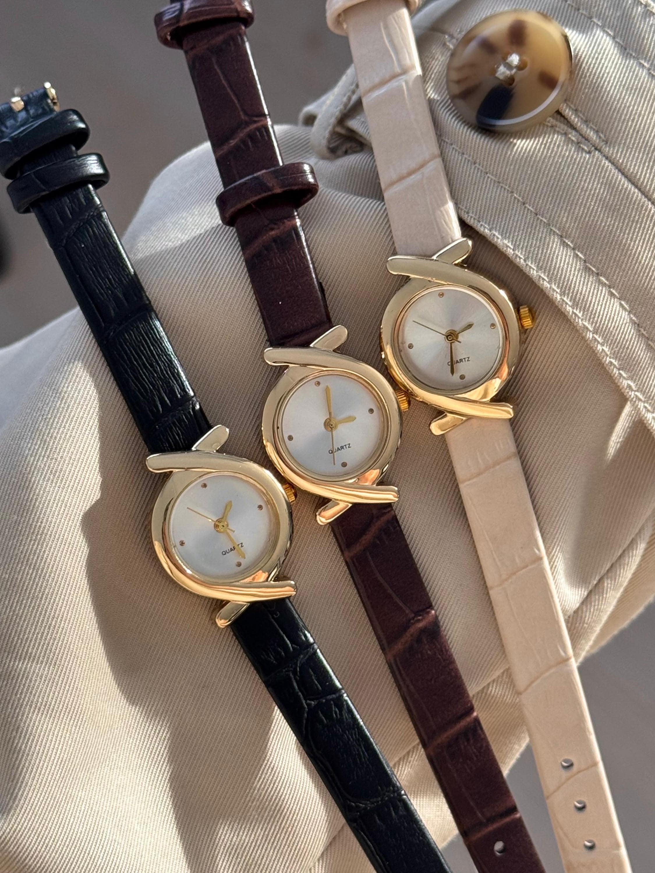 Burberry watches - Etsy 日本
