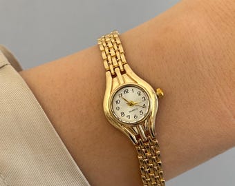 Gold Women’s Bracelet Watch, Small 22mm Dial, Minimalist Quartz Watch, Gift for Her