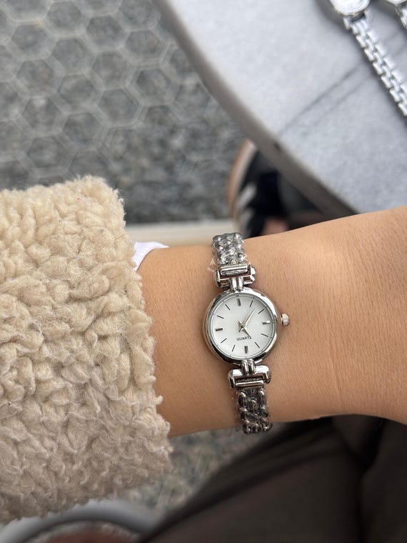 Sku:0176 cute vintage style mini silver watch bracelet +‎ in a gift box Classic 16mm Mini Grove White & Silver Bracelet Watch  main image 3
