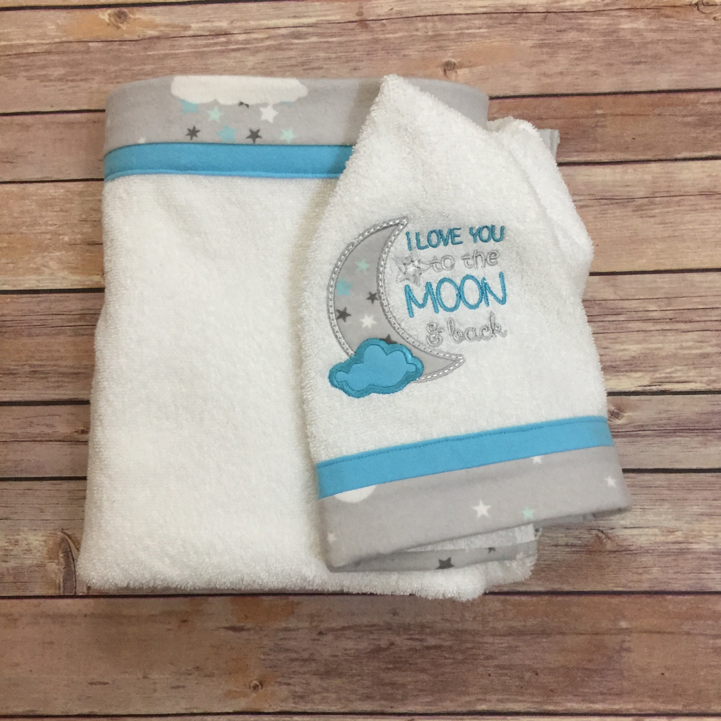 In The Hoop Fabric Towels for 10 5/8 x 10 5/8 hoop - unpaper towels