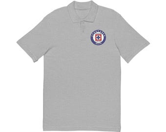 Polo con logo bordado en el pecho y la espalda.