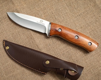 Full Tang Hunting Knife: 3CR13 Steel, Sandalwood Handle, Leather Sheath