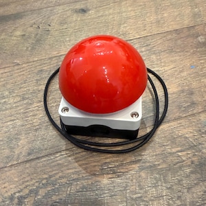 Big RED PANIC BUTTON – Instant Computer Lock Switch for Windows, macOS, Linux