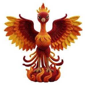 Peut inclure: Une sculpture de phénix au crochet faite à la main, aux couleurs vives de rouge, d'orange et de jaune. L'oiseau mythique a des ailes déployées, des plumes détaillées et se tient sur une base de flammes. Un objet de décoration unique.