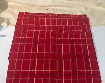 Set of 4 cotton placemats NWOT