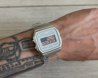 Casio F-91W « USA » - Drapeau et montre numérique transparente - Modifiées à la main - Modifications personnalisées