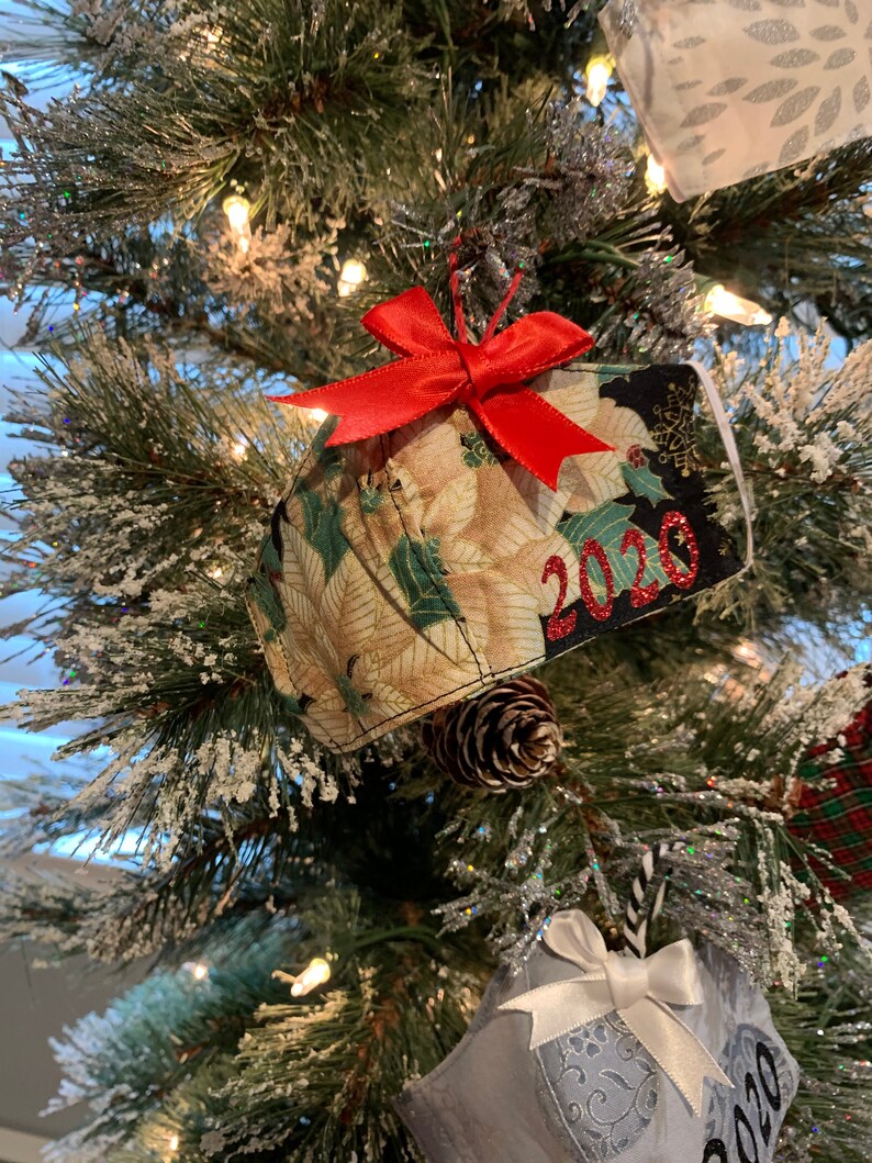 Mask Ornament 2020