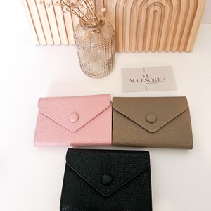 Personalized Mini Wallet for Women, Slim Card Holder, Custom Name Gift, Small Everyday Wallet imagem 2