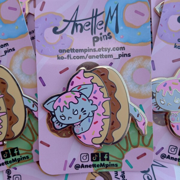 Hard enamel pin donut cat gold plated