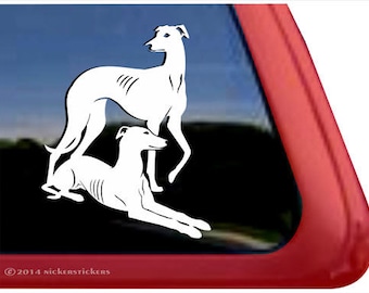 Autocollant Couple de Lévriers Mignons | DC189PL | Autocollant en vinyle adhésif de qualité NickerStickers® pour fenêtre
