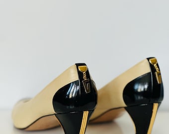 Escarpins en cuir italien vintage, bouts noirs, talons beiges des années 90