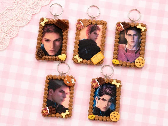 Love and Deepspace Valko Decoden Photo Keychain