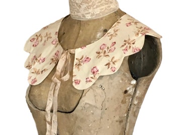 Womens Collar, Scalloped Edge, Oversized Detachable Collar for Women in Rose Print