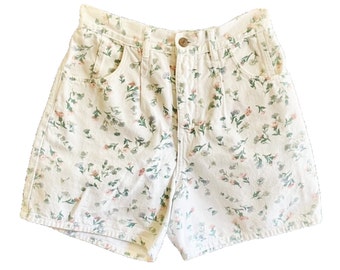 High Waisted Shorts Floral Denim, Cottagecore Shorts, White & Pink Ditsy Rose Print Shorts, Vintage size 10, Waist 28, Rise 13