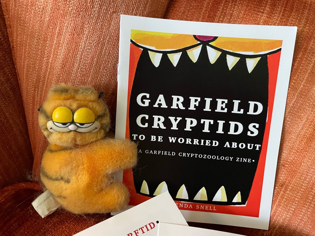Garfield　Cryptids　to　Zine　Be　Worried　About　Etsy