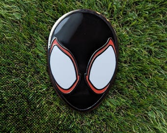 Miles Golf Ball Marker: Hard Enamel Golfer Gift