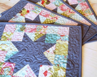 Scrappy Stars Placemats Pattern - PDF Quilting Pattern - Placemats Pattern - Ready to Download