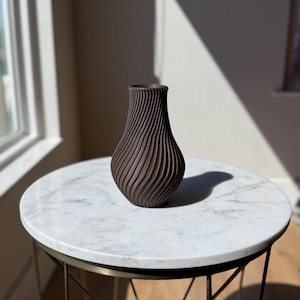 Luraxus Modern Flower Vase – Minimalist Home Decor, Table Centerpiece, Elegant 3D Printed Design